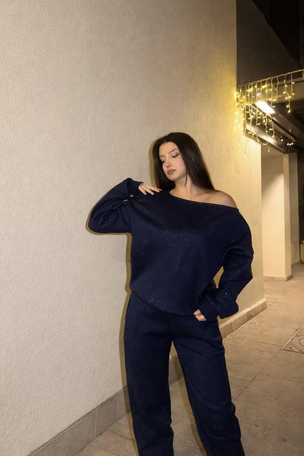 İndigo Kayık Yaka Sweatshirt