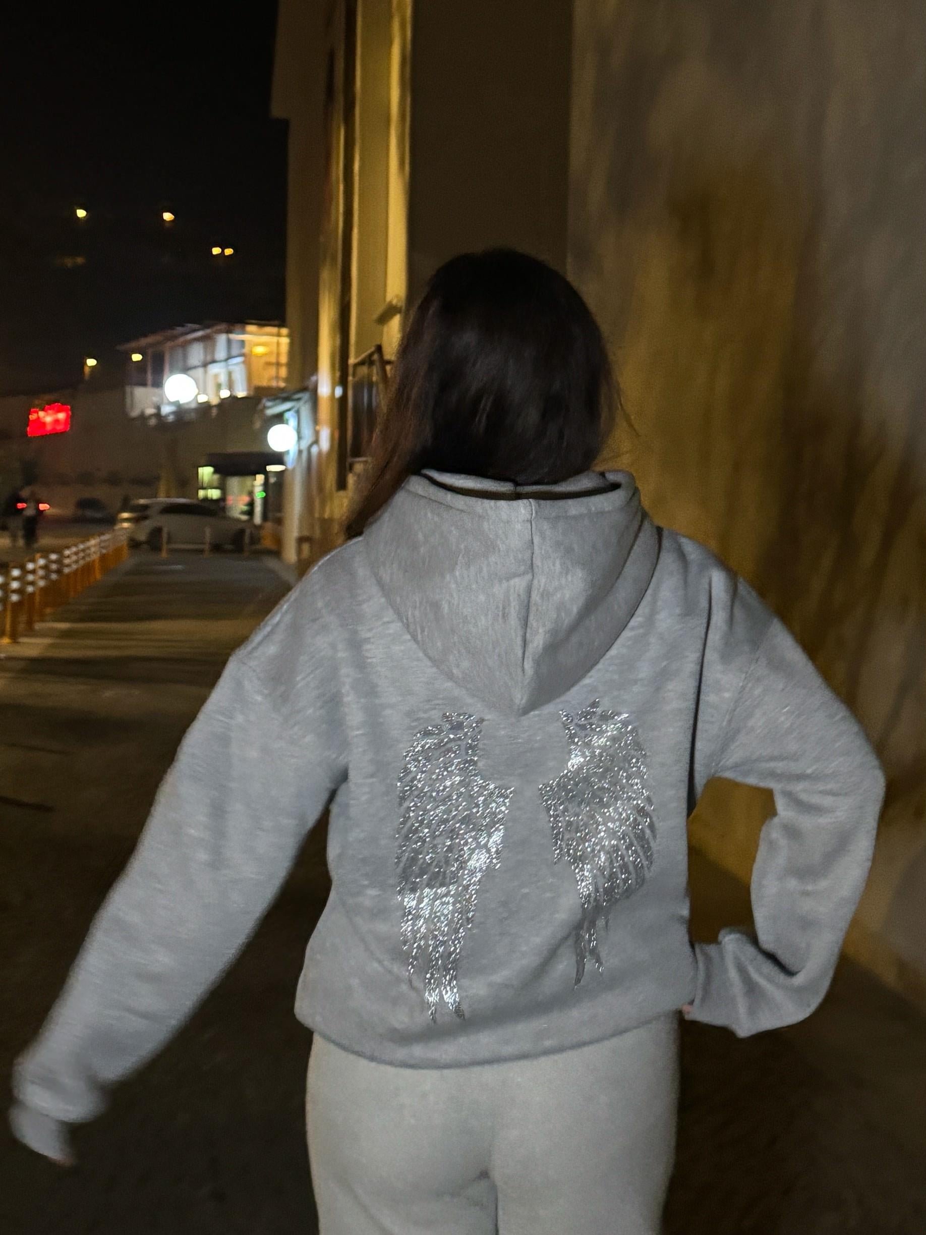 Simli Kanat Baskı Gri Sweatshirt